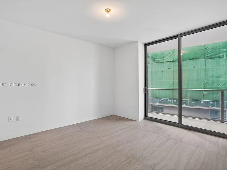 77 SE 5th St #2705 — Photo 11