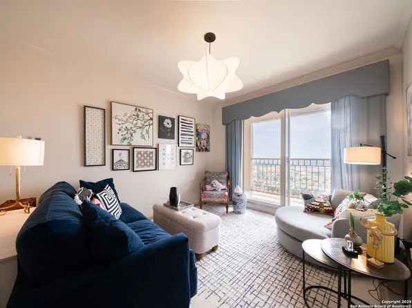 1 Towers Park #1808, San Antonio, TX 78209