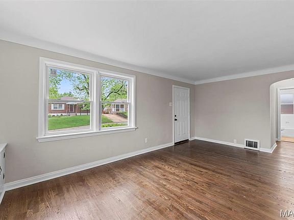 5th image of 2865 Chadwick Dr