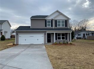 4306 Lord Jeff Dr, Greensboro, NC 27405