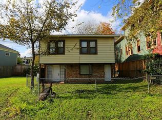 715 Beverly St, Houston, TX 77007