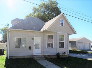 309 E State St, O'Fallon, IL 62269