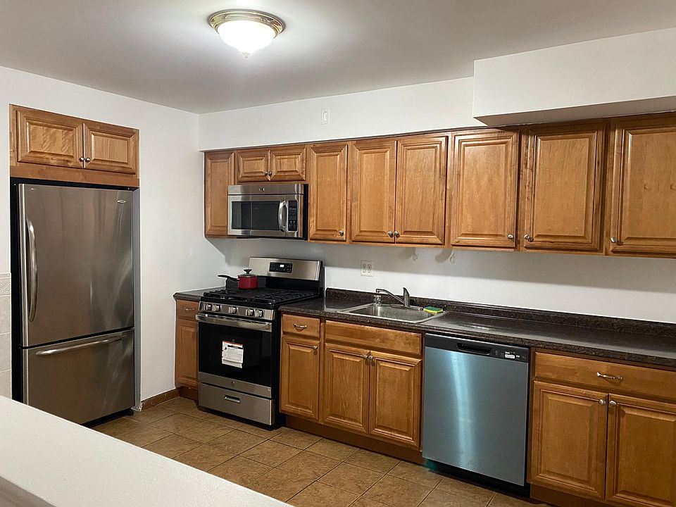 1st image of 2078 Pearson St #1