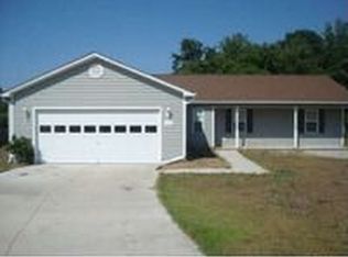 111 Lois Ct, Richlands, NC 28574