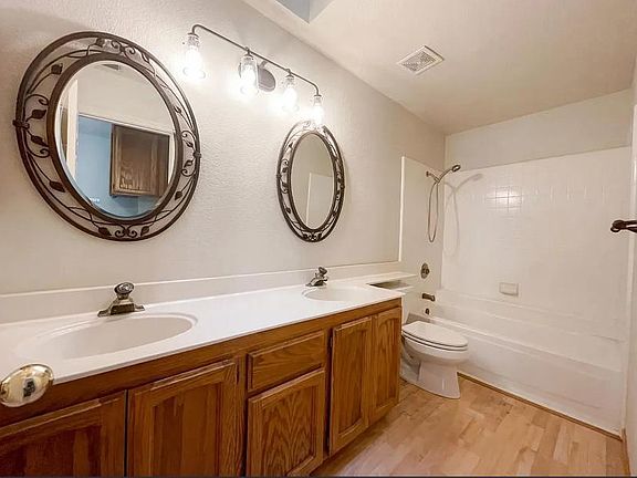 4th image of 144 Bittercreek Dr