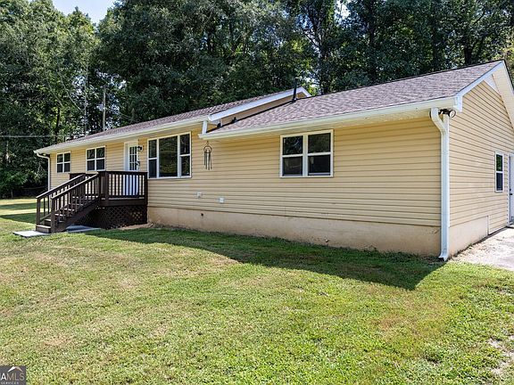 3rd image of 354 Pine Valley Rd