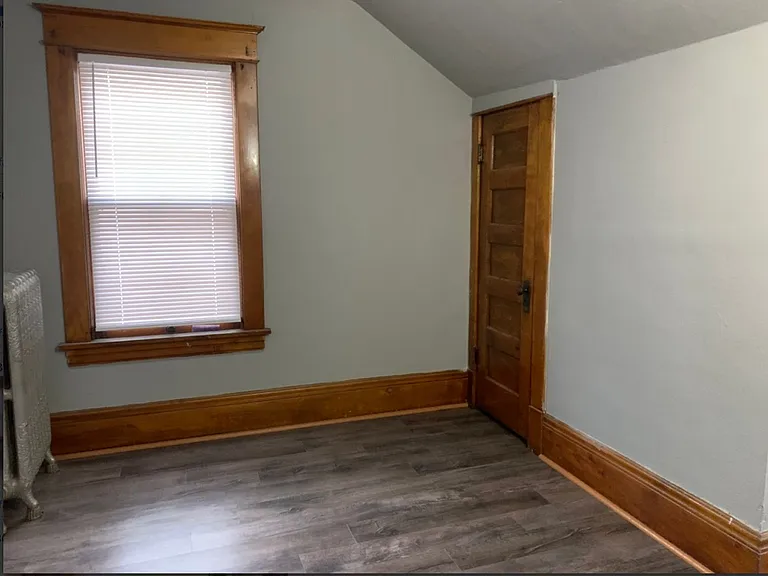 123 Wayzata St — Photo 5