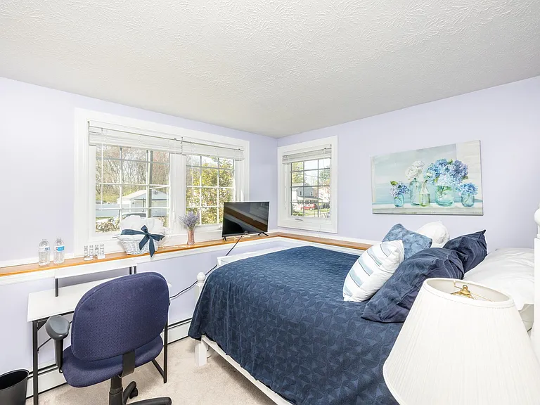 71 Maxwell Dr — Photo 22