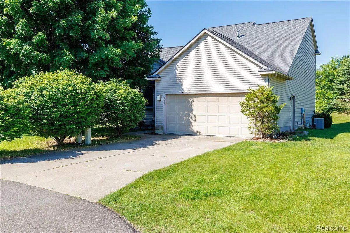 2632 Trailwood Ct photo 1