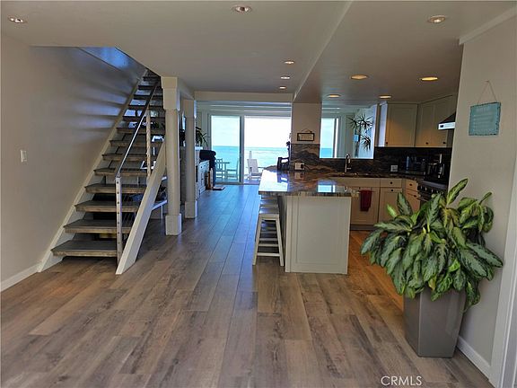 3rd image of 11770 Pacific Coast Hwy APT P