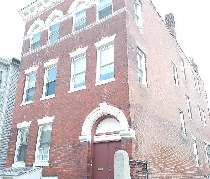 11 Langdon St — Photo 36