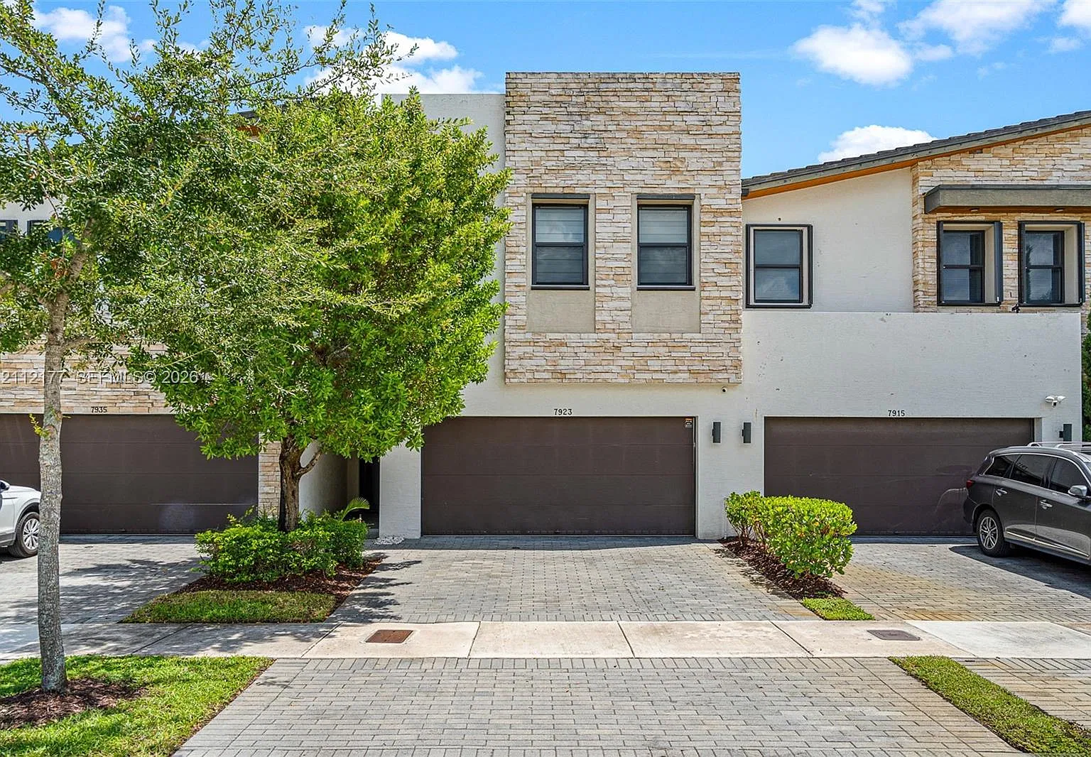 Grand Bay South Townhomes — Photo 1