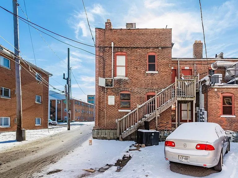 24 Chittenden Ave — Photo 32