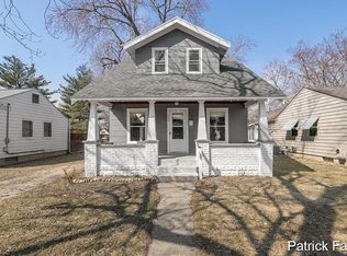 355 Norwood Ave NE, Rockford, MI