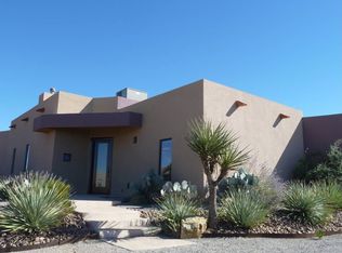 4010 Cholla Rd, Las Cruces, NM 88011