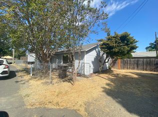 2451 E Troy Ct, Stockton, CA 95205