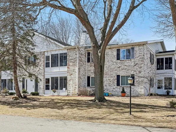1514 Golf View Rd Unit H, Madison, WI 53704