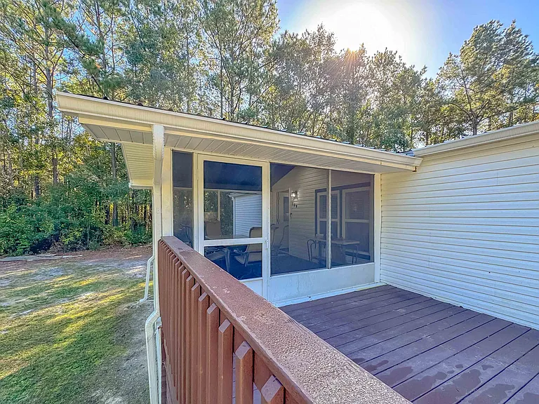 16957 Lake Christiana Ct — Photo 40