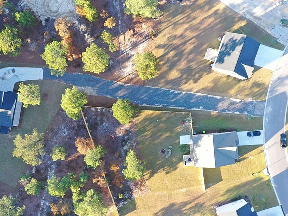 3rd image of 436 Sasanqua Ln