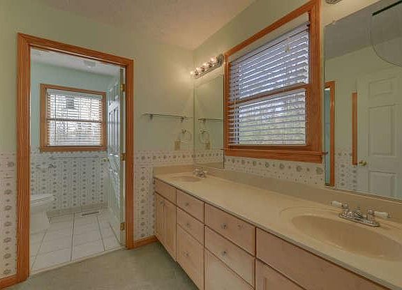 5th image of 280 Othello Dr #1-7238