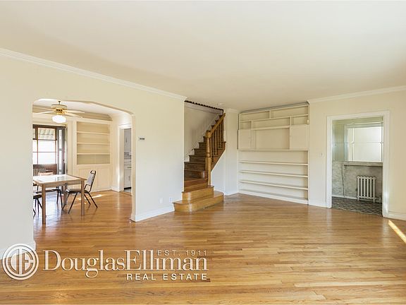 3rd image of 11822 225th St