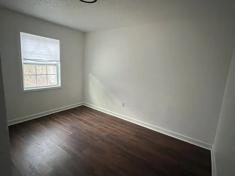 388 Fitzgerald Dr — Photo 7