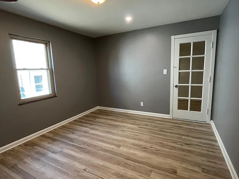 15002 Fernway Ave — Photo 3