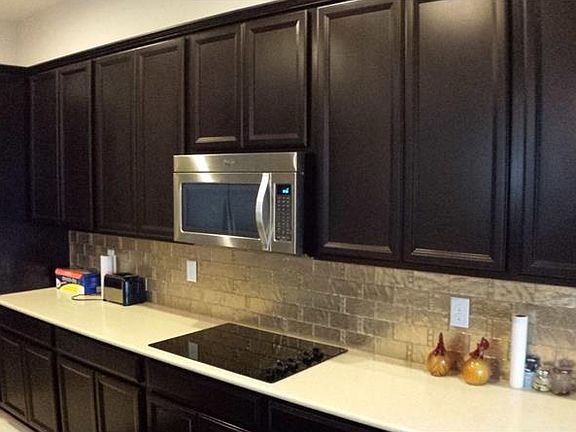 4th image of 10437 Lemont St