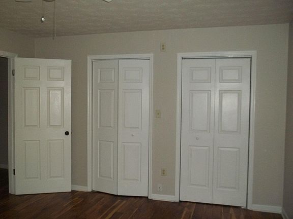 5th image of 1591 Kenmore Dr APT H