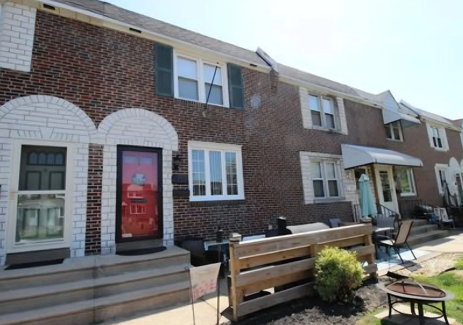 Spacious 3-Bedroom, 2-Bath Home with Finished Basement, Parking & Central Air — Photo 1
