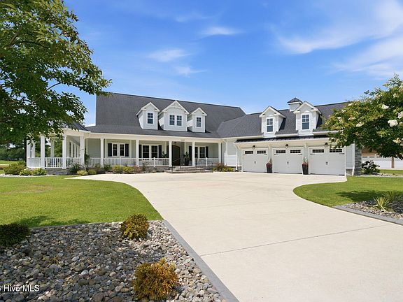 4th image of 9207 Oldfield Road NW