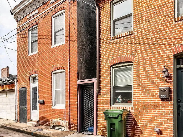616 S Chapel St — Photo 2