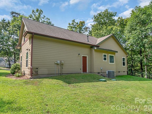 4th image of 17410 Green Hill Rd