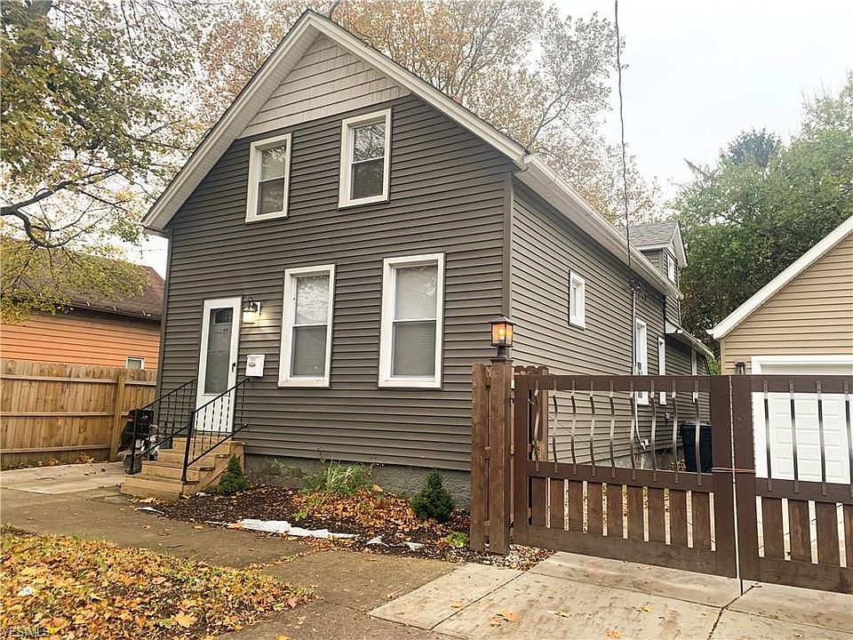1st image of 1934 W 57th St