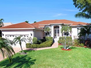 5681 Harborage Dr, Fort Myers, FL 33908