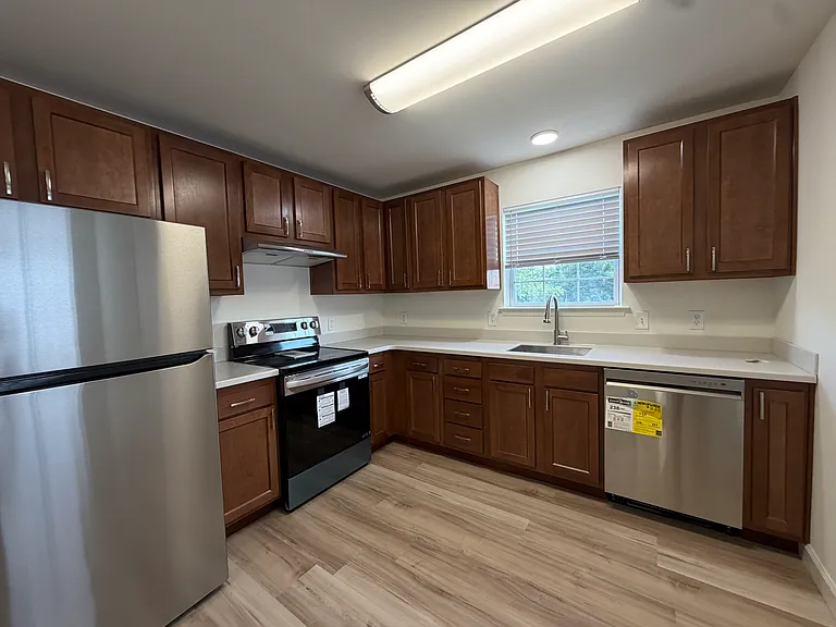 70 Sequoia Dr — Photo 6