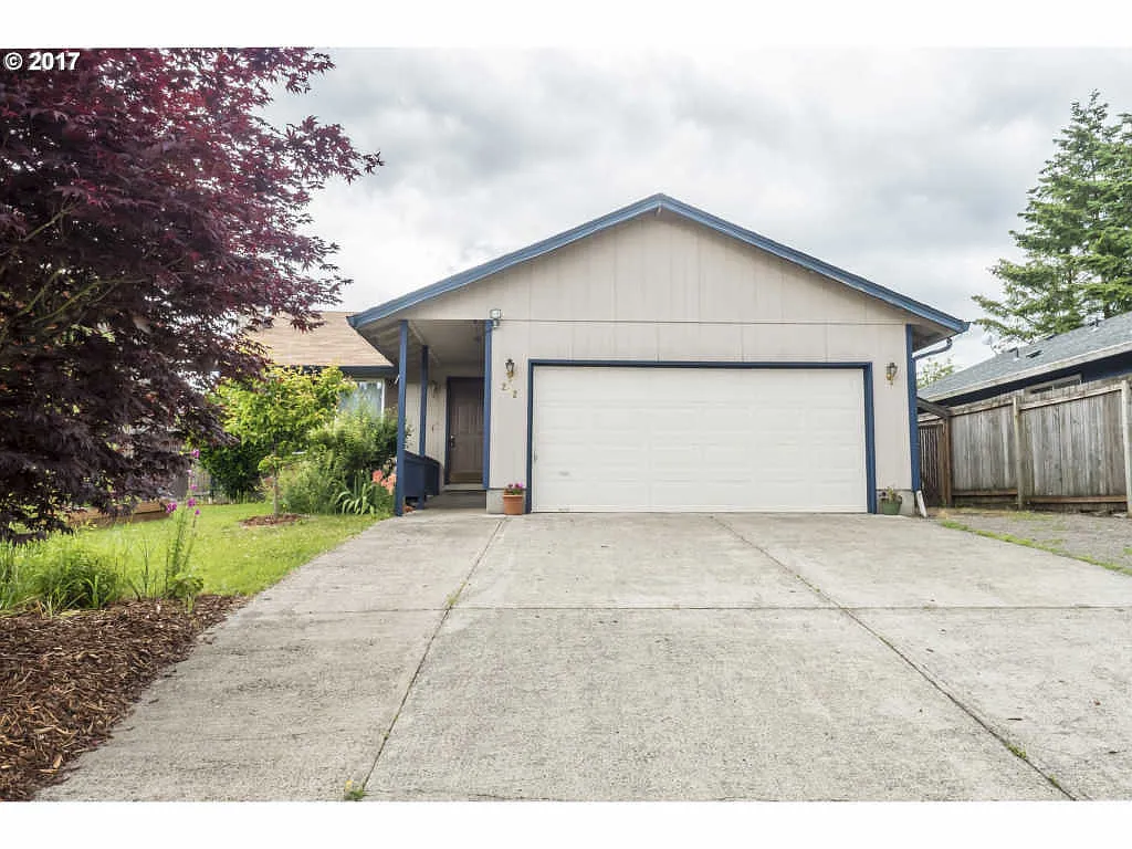 232 Hillshire Dr photo 1