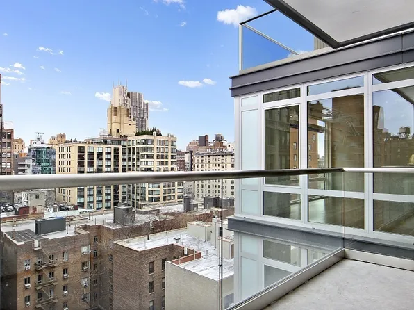 151 West 21st Street 12A image 3 of 7