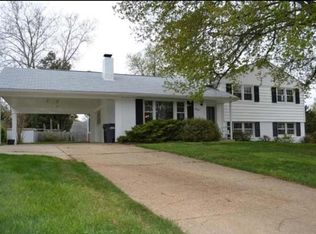 5226 Queensberry Ave, Springfield, VA 22151