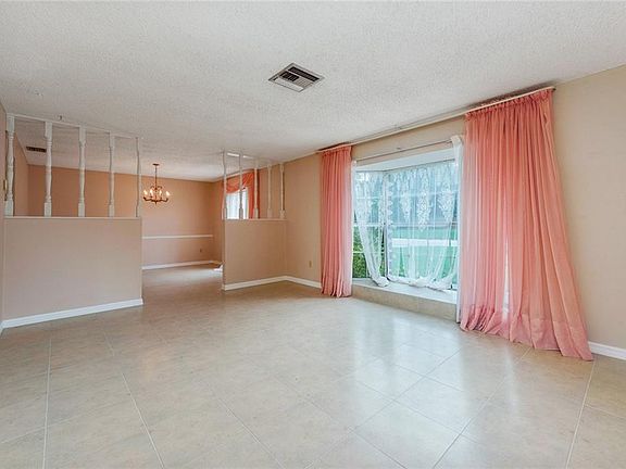 5th image of 3509 Curtis Dr