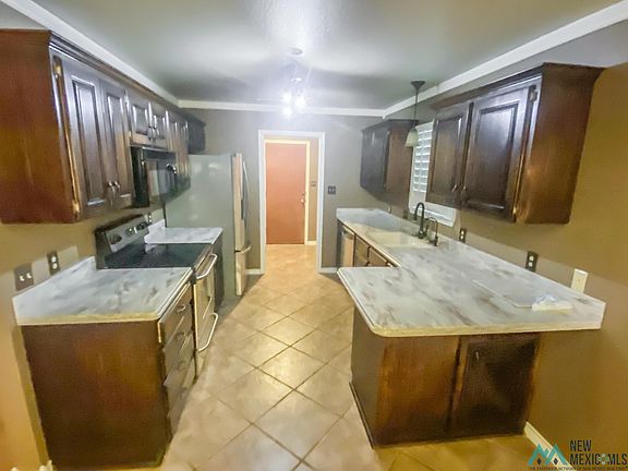 4th image of 1514 W Cordoba Ln