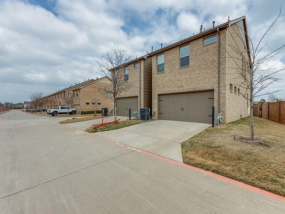 2nd image of 1201 Pebblebrook Dr