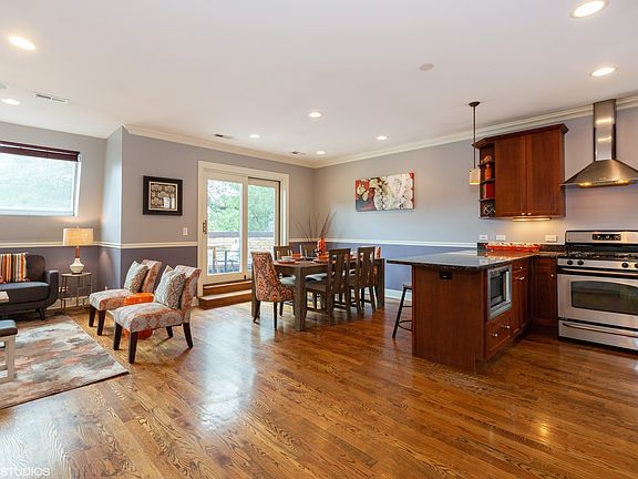 5th image of 5219 N Winthrop Ave APT 4N