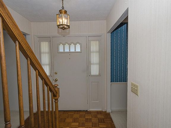 2nd image of 9251 Sunderland Way