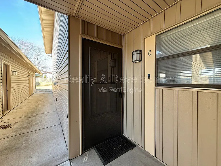 5850 Fresno Ct #C — Photo 22