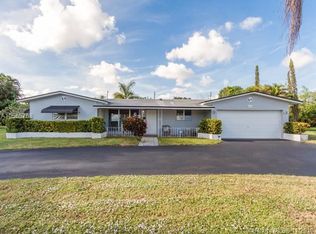 5601 Madison St, Hollywood, FL 33023