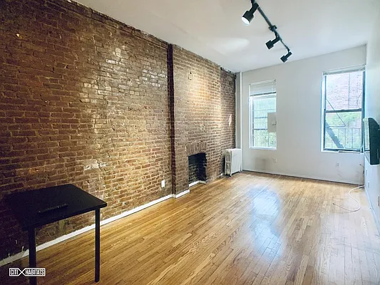 Rented by Citi Habitats | media 20