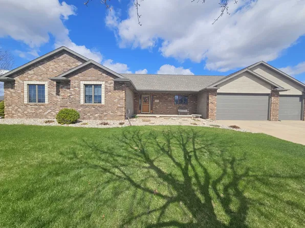 458 Windmill Dr, Kaukauna, WI 54130