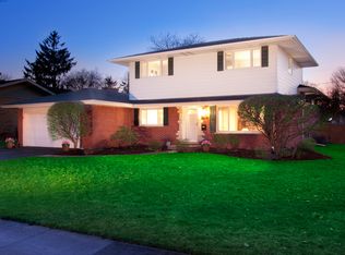 128 N Horner Ln, Mount Prospect, IL 60056