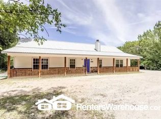 1382 Rogers Rd, Newark, TX 76071